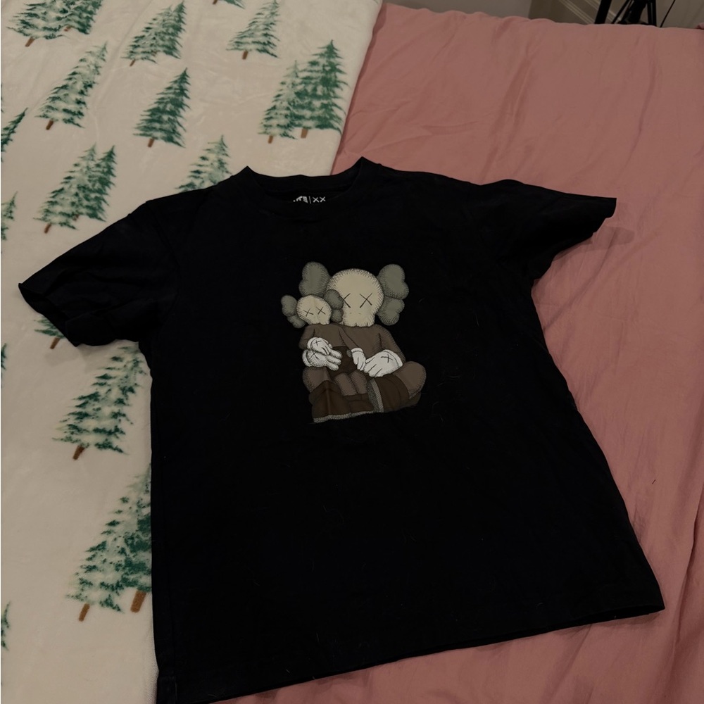 Uniqlo x KAWS Black Graphic Tee